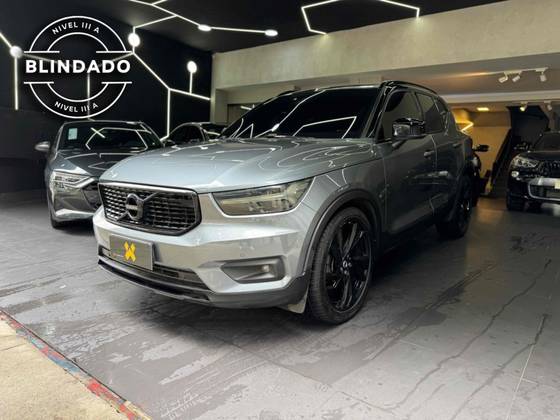 VOLVO XC40 2.0 T5 GASOLINA R-DESIGN AWD GEARTRONIC